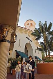 Tourism contributes to the local economy through visitor spending at hotels, retailers, cultural institutions, attractions, restaurants and wineries.