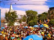 The artsy, historical, old neighborhood of Santa Teresa hosts crowded, lively blocos throughout carnival.