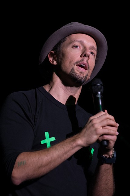 Photo detail