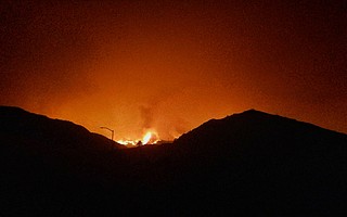 The Thomas Fire entered canyons near Mussel Shoals on Tuesday evening.