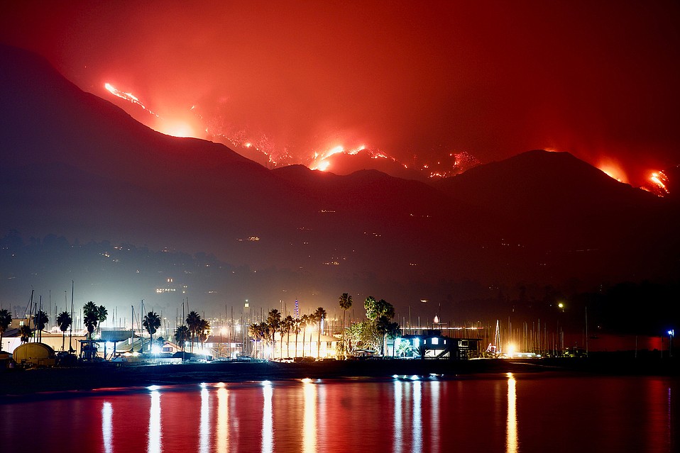 MorganMaassen_2017_ThomasFire_-_3_t958.j