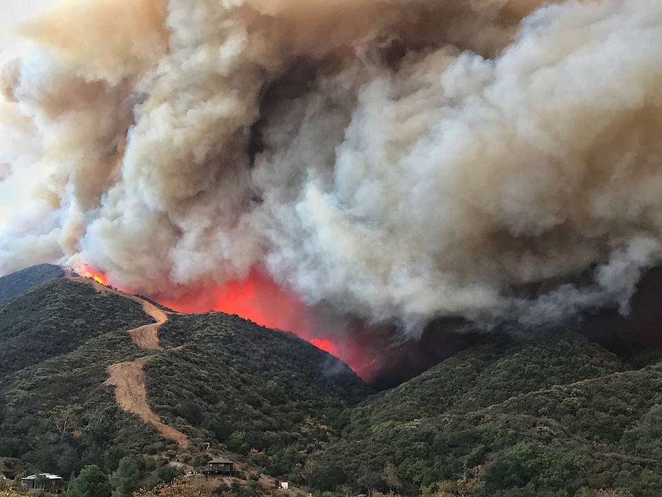 'worst Day Yet' On The Thomas Fire As Firefight Continues In Montecito