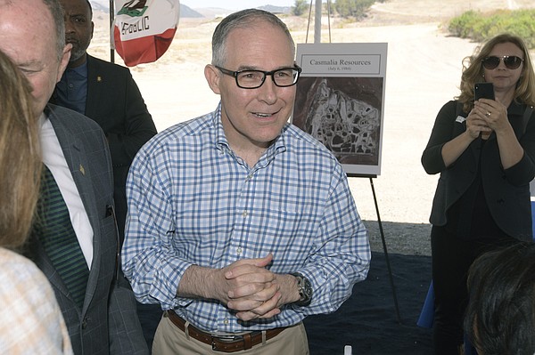 Photo detail