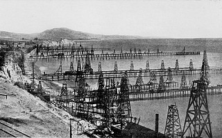 Soon after it was dedicated to the promulgation of Spiritualism, Summerland became the site of another kind of magic: the world’s first offshore oil drilling operation. This image shows what the beach there looked like
at the end of the 19th century.