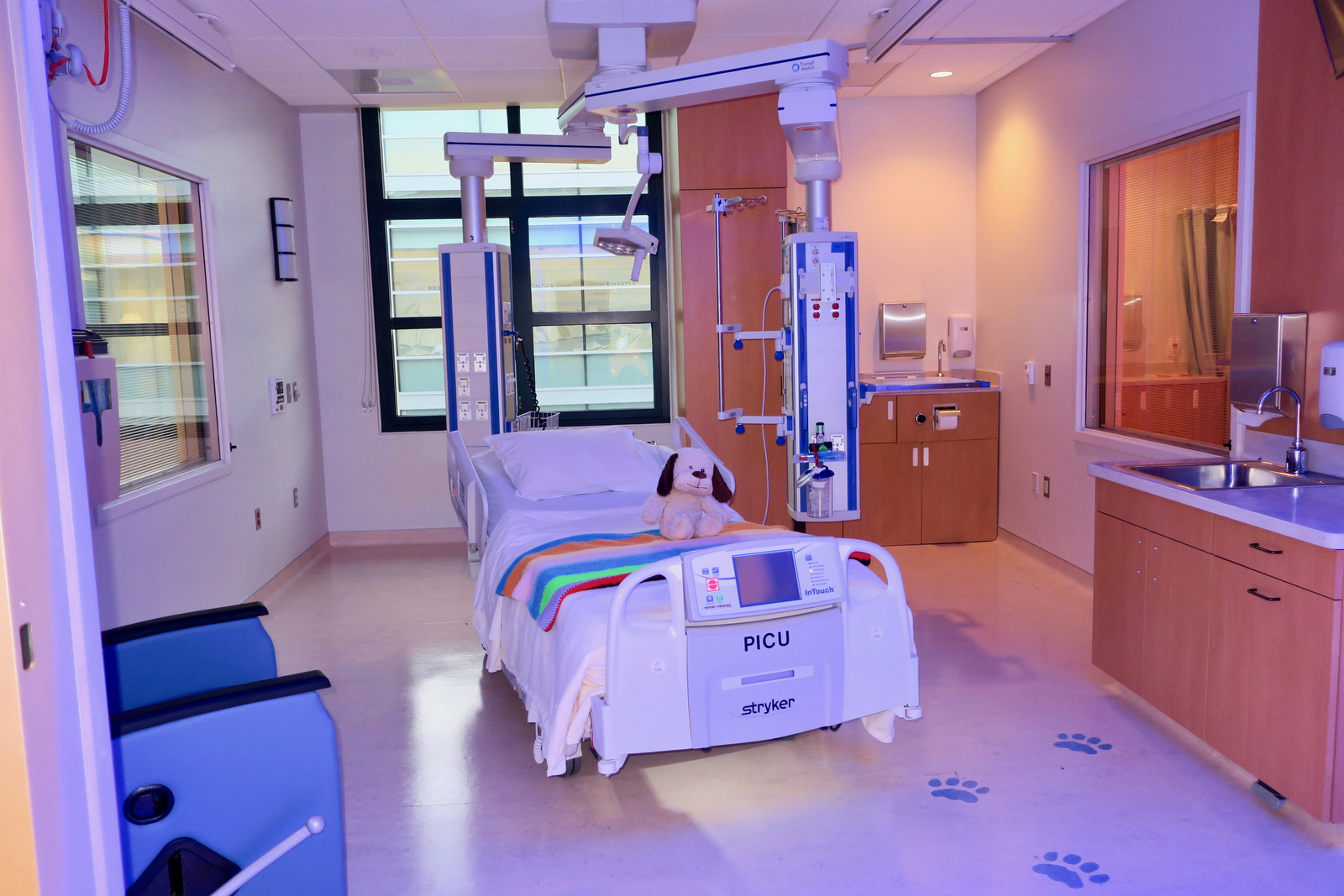 Cottage Health Hosts Donor Bash to Celebrate Construction Completion