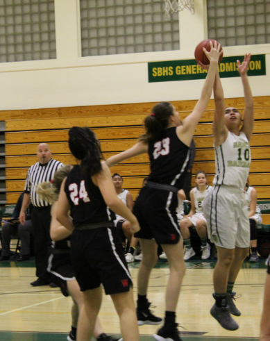 Santa Barbara High Girls Basketball Eliminated by Harvard-Westlake
