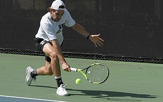 UCSB senior Nicolas Moreno de Alboran swept his singles matches against Pepperdine and Loyola Marymount last week.