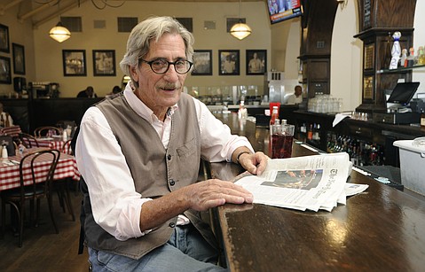 Photo of Ralph Lowe